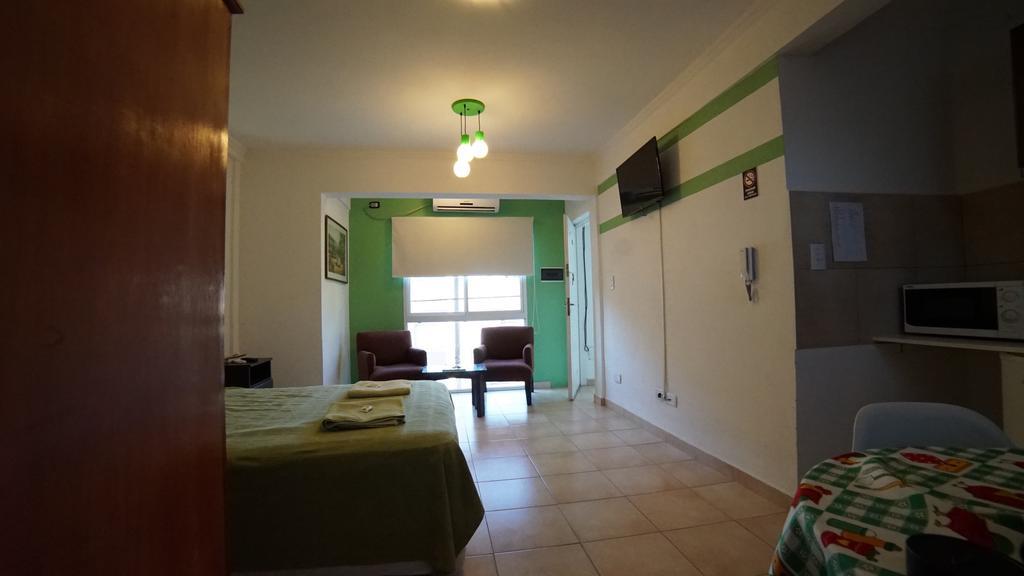 Appartement Departamentos Rodrigo à Posadas Extérieur photo